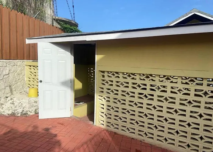 1 Bdr #5 At Ramparts Near Sangster Airport Montego Bay