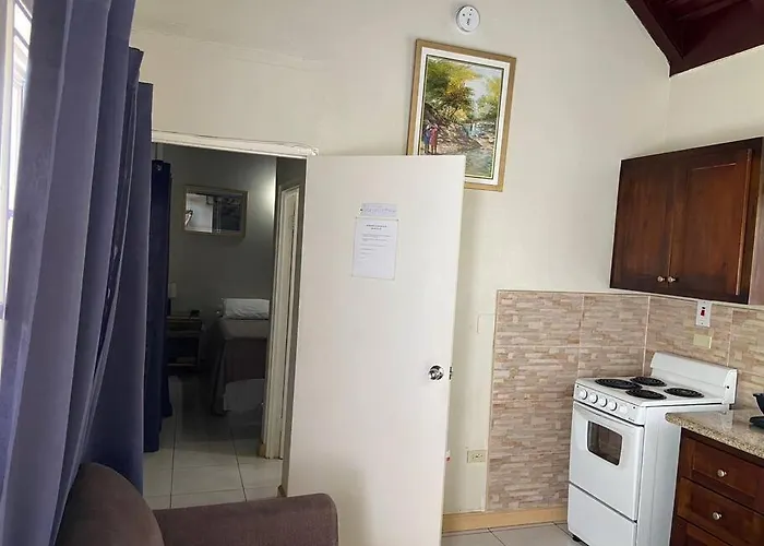 1 Bdr #5 At Ramparts Near Sangster Airport Montego Bay